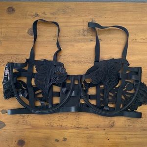 VICTORIAS SECRET very sexy balconet